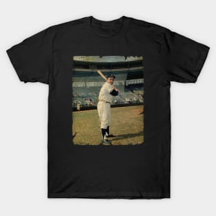 Yogi Berra in New York Yankees T-Shirt